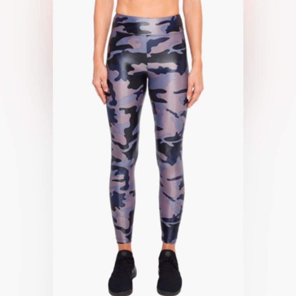 NWOT• Koral Activewear Lustrous High Rise Legging - Olive Camo Size S